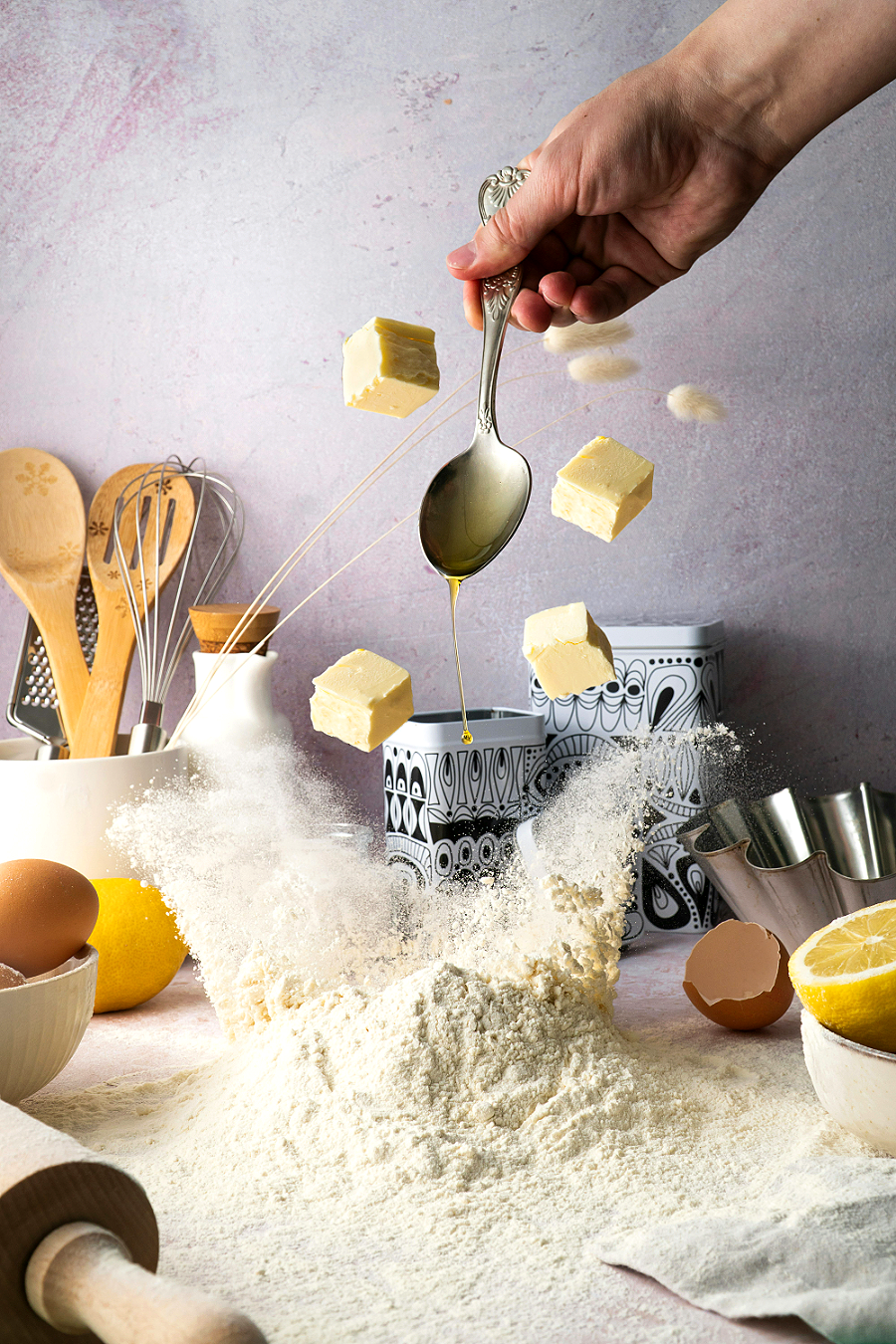 Bahan baku lengkap untuk baking