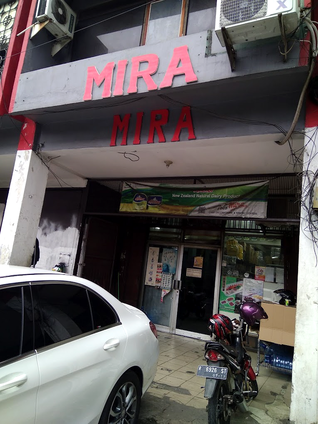 Muka toko Toko Bahan Kue Mira